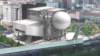 帶衰？士林新地標竟像下跪「Orz」