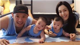 黑人一家　臉書