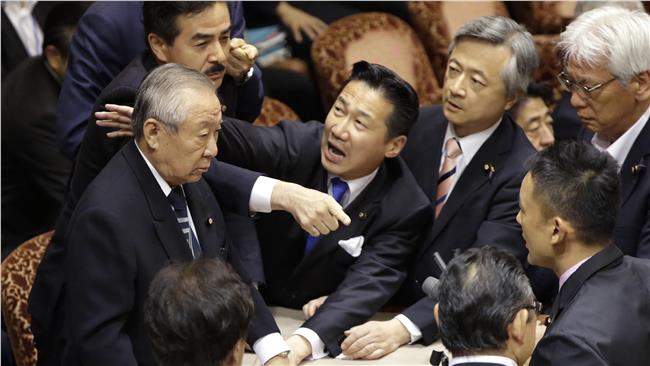 日本參議院闖關　通過新《安保法》