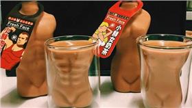 ▲圖／鮮肉奶茶　台南-張三瘋冰火菠蘿油專賣店臉書