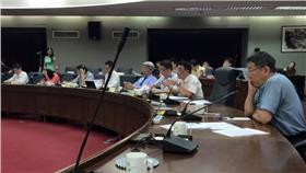 南港瓶蓋工廠　圖／翻攝自高嘉瑜臉書