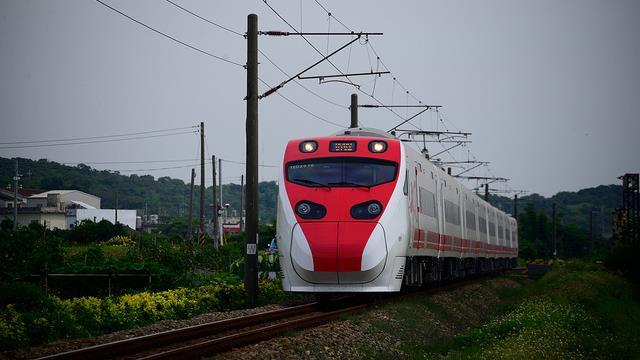 普悠瑪改太魯閣？台東人怒批台鐵說謊