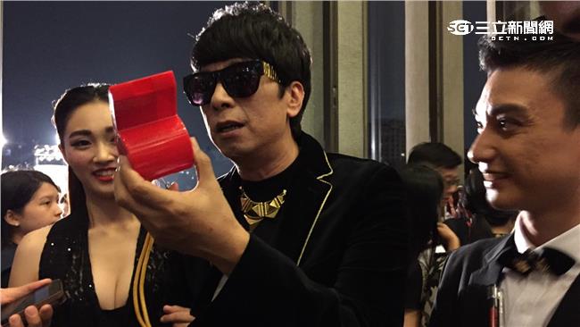 曹西平噹金鐘評審預告：明天看我臉書