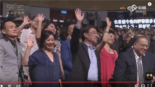 狠批綜藝品質爛　原來評審是他們