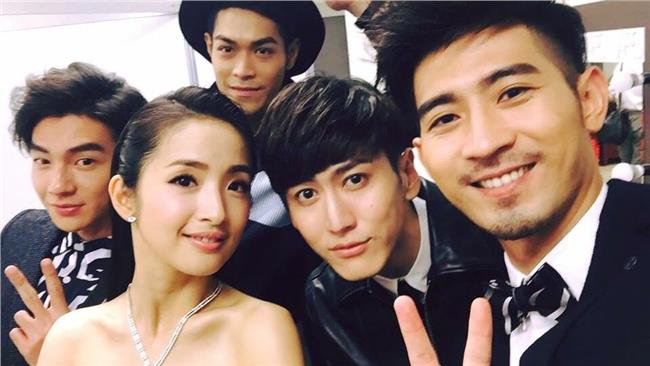 鮮肉男神4ever合體女神林依晨！