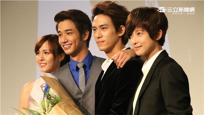 賴雅妍MAN味十足　魏蔓臉紅全身汗