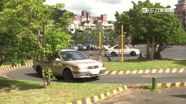 為何汽車駕照要考S型？網揭實際用處