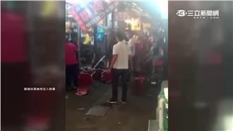 男女感情糾紛　夜市麻將攤衰尾被砸