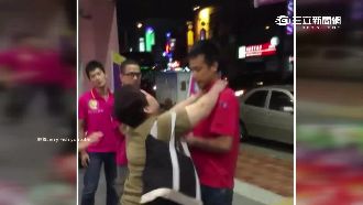 賣場行竊遭識破！婦人惱羞怒推店員