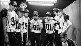 EXO／官方臉書
