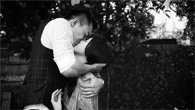 趙杰、曾允柔霸氣「斷層吻」閃瞎網友