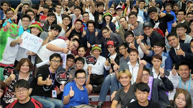 柯P支持電競：可以幹掉韓國我都愛