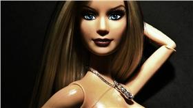 潮,原文,酒保,LV,翻譯▲圖／攝影者lil'_wiz, flickr CC License
https://www.flickr.com/photos/53199633@N02/9743480488/in/photolist-fQZThU-9kHhVS-b29fAv-9kx1ni-9qQC2p-9qTz8A-dSF3rv-omGmBR-bNjh78-9qQDRH-9qPRFq-f18ooT-jGJwVV-fQo1gs-dYUUDH-9qQCvt-dwHors-fmB97Z-9fwdom-9qR42R-9qQVwD-cRMwgq-f95if8-9qQAmK-9kHehy-9kHeCL-dYUU7p-9qTy8E-boMtUh-qvVFa5-ahXKcr-f1nKgJ-eXgYXx-9qQEWx-9dbKxw-9g2h1E-9makhL-eXhGRj-b29rf2-eYDaFD-fvyZbp-eXaxJT-9manjE-eYs7Px-dZ1B8h-faFX4z-eXr3NJ-dYUV2v-9qTPN3-o5cEXM