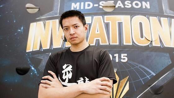 ahq霸氣逆襲T　陸網友竟稱逆龍衣