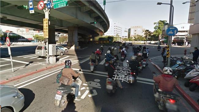 被開單了嗎？兩段式左轉這些路罰最兇