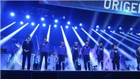 閃電狼（圖／翻攝自《Flash Wolves》閃電狼職業電競隊）