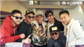 ▲5566與孫德榮（左三）合照（資料照）