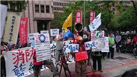 消防　圖／翻攝自毛振飛臉書