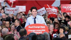 杜魯道－加拿大－https://www.facebook.com/JustinPJTrudeau/photos/pb.21751825648.-2207520000.1445316172./10153795302735649/?type=3&theater