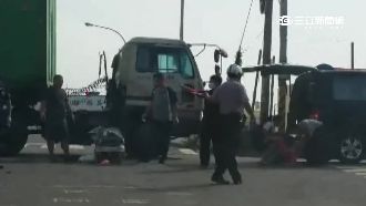 鄉代妻子搶快騎進死角　遭聯結車輾斃