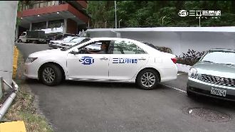 上下坡差45度...最難停車位在這