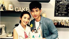 簡宏霖、林依晨／臉書