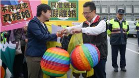 許秀雯,同性婚姻　圖／翻攝自許秀雯臉書