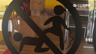 趴跪鞭打圖…這家滷肉飯色色der？