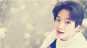 EXO,伯賢　圖／翻攝自IG