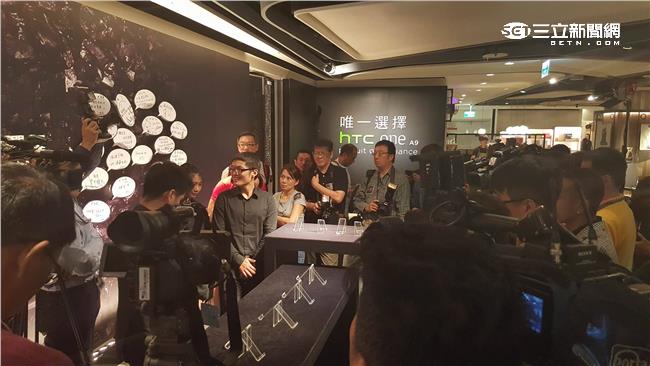 一周2主管接連猝死　宏達電：非過勞