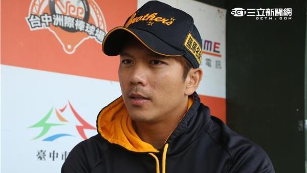 花花、周董聯手　兄弟首局1比0領先