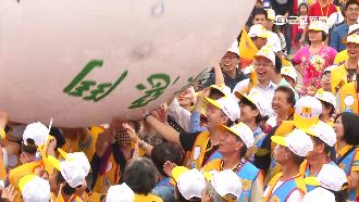 民國黨萬人集凱道　政黨票喊衝10%