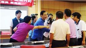 朱立倫,總統大選-圖／翻攝自朱立倫臉書

https://www.facebook.com/llchu/photos/a.10150203988710128.444041.10150145806225128/10156262711675128/?type=3&theater