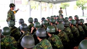 新兵訓練-圖/翻攝自國防部發言人臉書

