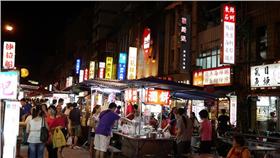 寧夏夜市／flickr-Richard, enjoy my life!
https://www.flickr.com/photos/ladyous/6191590460/