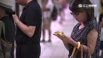 炒短線？政府補助2G手機換4G挨批