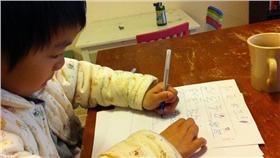 flickr罰寫／lanchiachi1977／https://www.flickr.com/photos/everettwu/8504718064/in/photolist-4vUGnT-7wihJj-dW5MpD-h9MV2b-ogd3Bm-ogcx1u-dYLZo5-dYFxFT-ds3bWn-dNq5xQ-dYFoWg-du2rWd-dYM23A-dYM8XN-dtVSSk-dxH8iY-dtHBW8-ozrQez-ogaZQc-dfJnmQ-5yp7QS-oyM8vX-dMqCtx-dXwUo5-bLSACX-ozpCZ4-dMwCRy-di3QEp-dg6UoE-oxGCFP-6BxLTG-ds91tX-dUzkbb-dQGLh5-oxGe86-ogcGgT-dRyQak-owXDyo-dMvDrK-ofwSt3-oxC8ww-oxEjSU-oxGCeM-ogcT8w-dQBcJK-owPmHs-dNj9ir