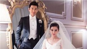 黃曉明,Angelababy　圖／翻攝自微博