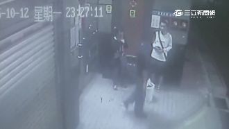 女遭舊情人強押上車　新任竟開槍制止