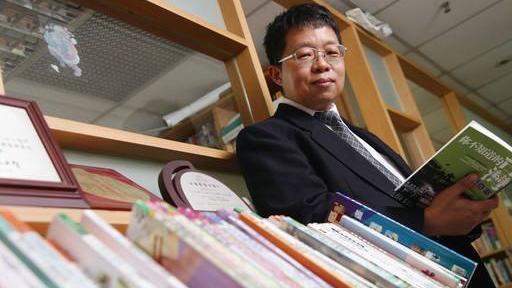 有黨證別怕！他酸國民黨早就在拉皮條
