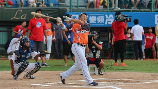 不只勝、鋒　義大鄭達鴻也成自由球員