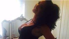 Catherine Byrne推特