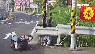 嬤車禍摔落排水溝　勇消路過熱心救援