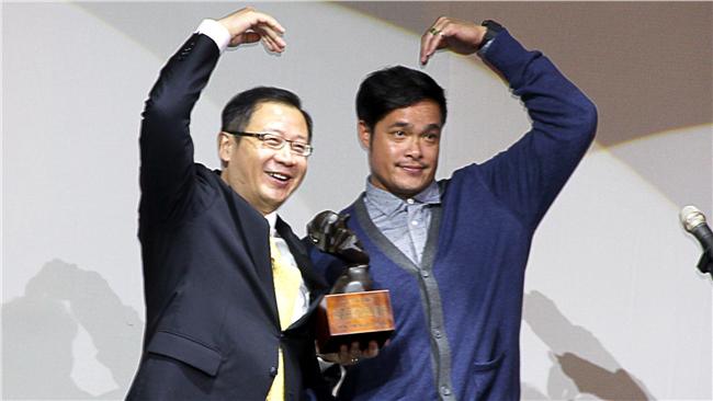 創中職新紀錄　林智勝奪年度MVP