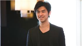 必娶女人,陳柏霖,大仁哥,邱澤,柯佳嬿,曾之喬,胸部,奶,必娶,襲胸,小資女孩向前衝