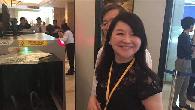 馬習揮手25秒　周玉蔻：是我要求的