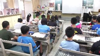 老師靈活鑽漏洞　育嬰假大撈奶粉錢