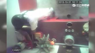 慣竊綁辮子扮道士　假燒香拜佛真行竊