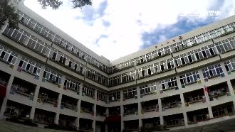 英文時數高＋特色教學　學生搶進私校