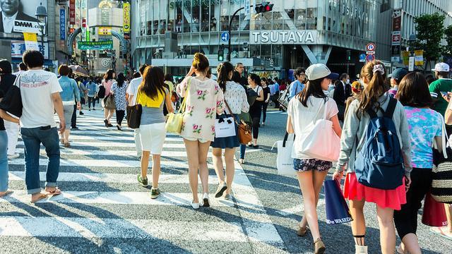 「男妓」賺比較快？研究生練技下海